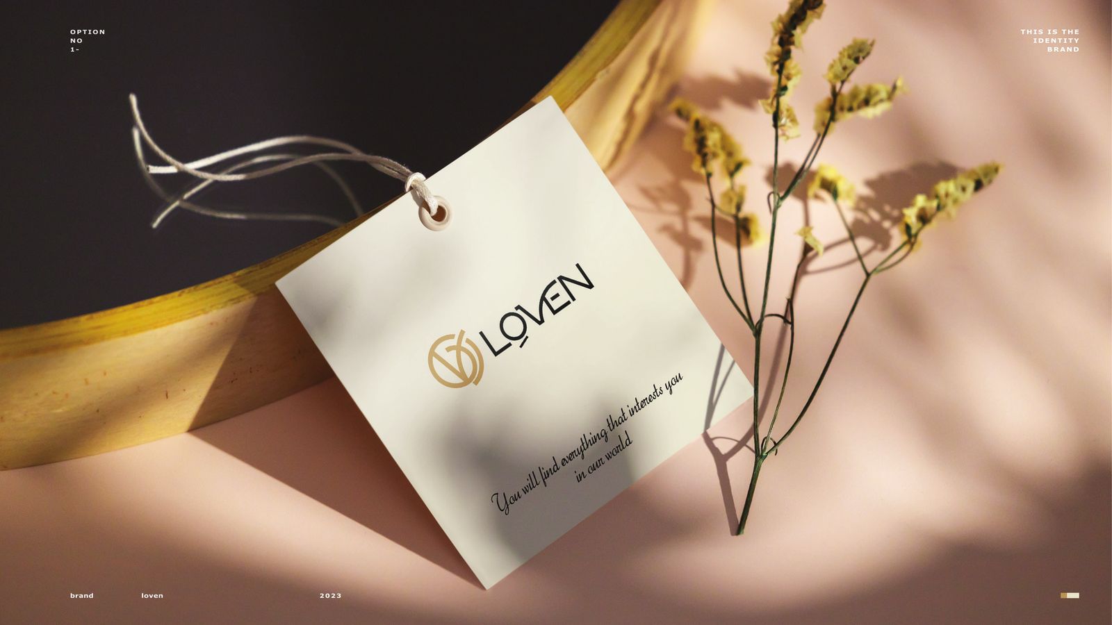 تصميم تاج ملابس LOVEN بعبارة العلامة